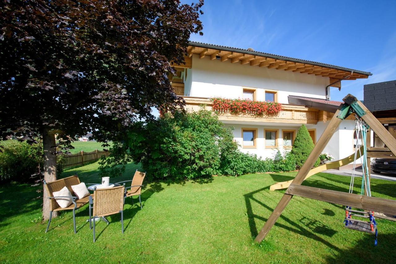 Appartement-Gaestehaus Ursula Flachau Exterior foto
