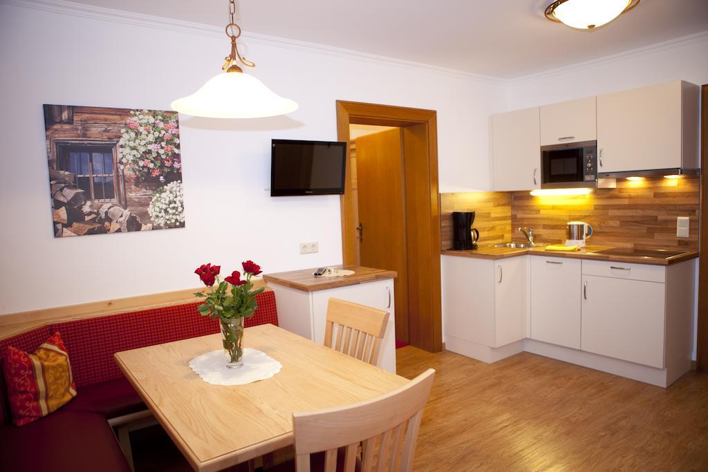 Appartement-Gaestehaus Ursula Flachau Cameră foto